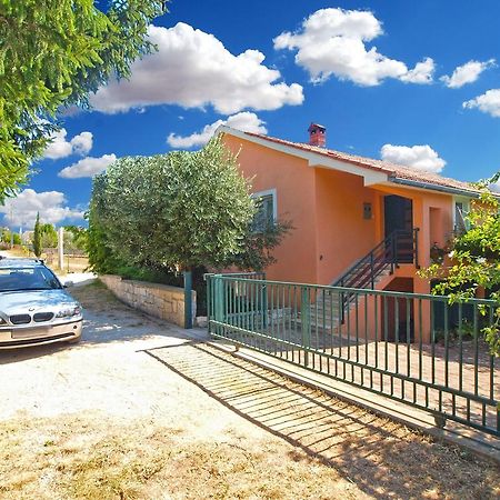 Apartment Luisa 1437 Peruški Zewnętrze zdjęcie