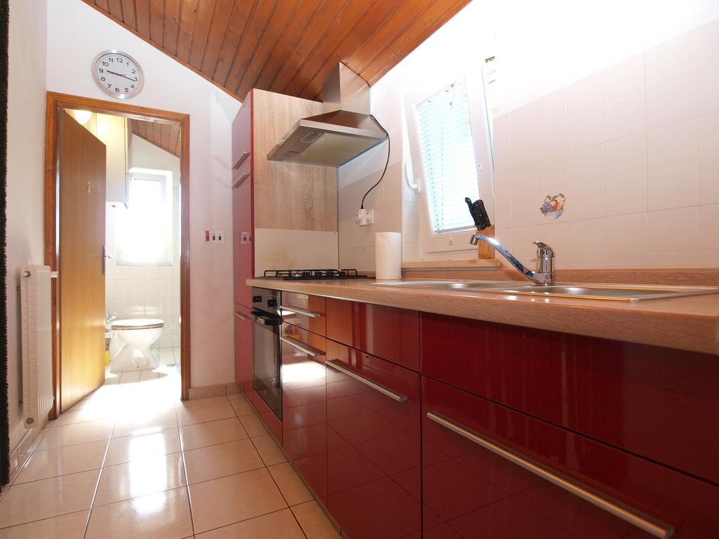 Apartment Luisa 1437 Peruški Zewnętrze zdjęcie