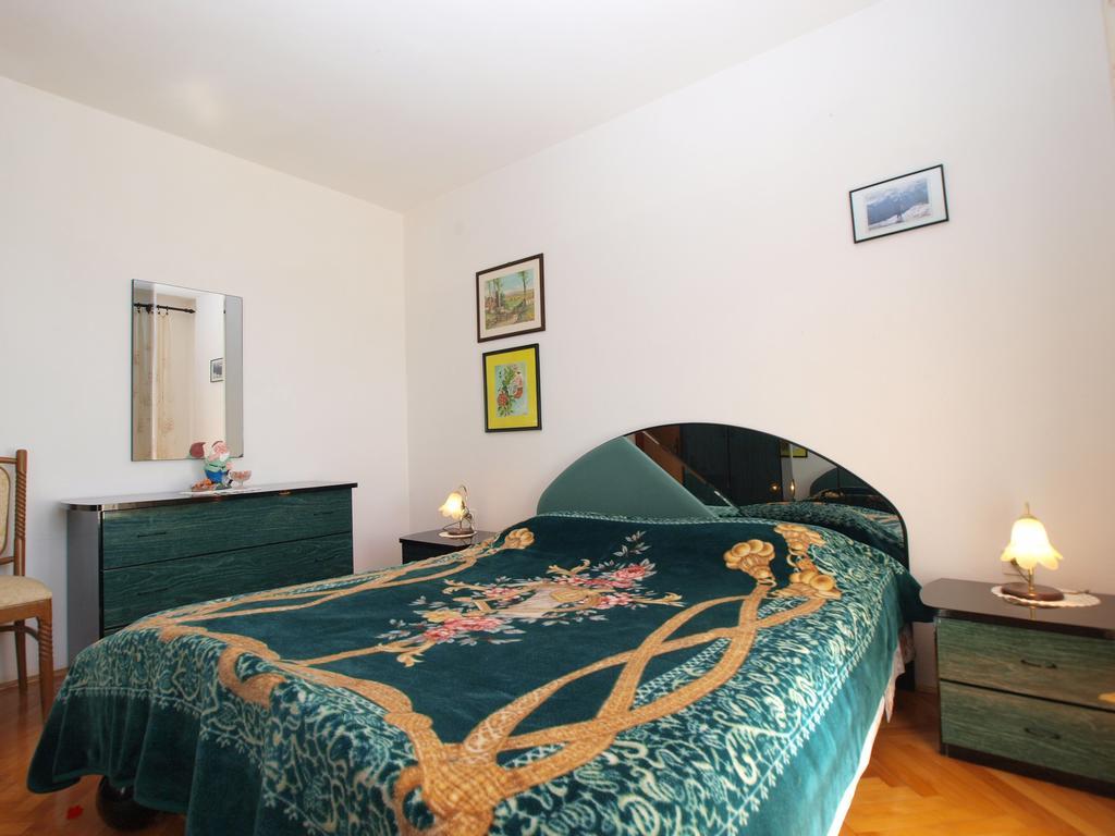 Apartment Luisa 1437 Peruški Zewnętrze zdjęcie