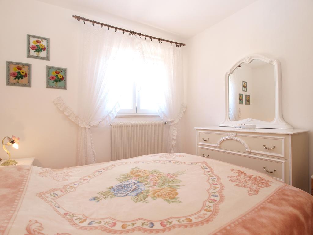 Apartment Luisa 1437 Peruški Zewnętrze zdjęcie